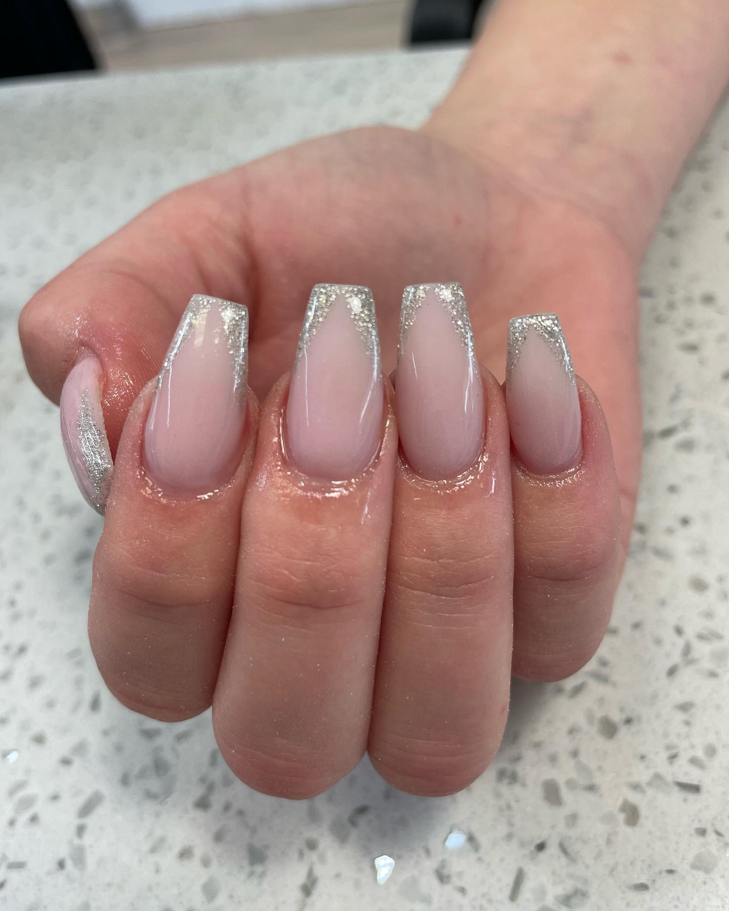 Zilveren glitter V-tip